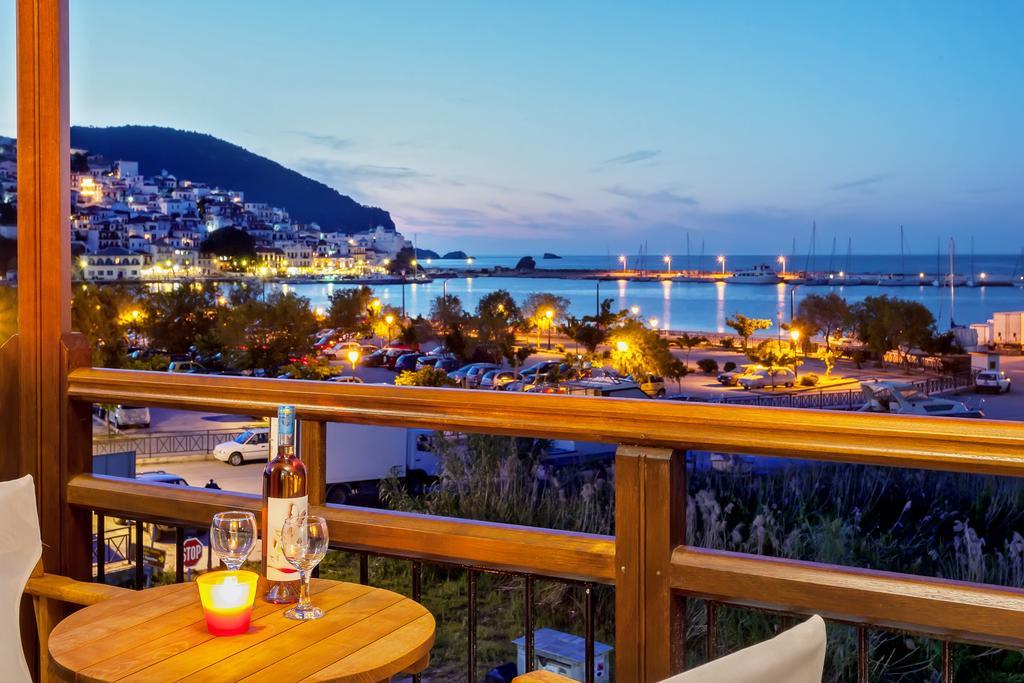 Akti Fine Rooms Скопелос Екстериор снимка