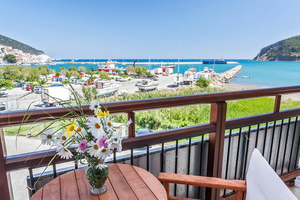 Akti Fine Rooms Скопелос Екстериор снимка